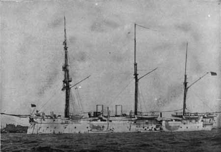 Crucero Navarra, gemelo del Castilla, buque con estructura de hierro y casco de madera